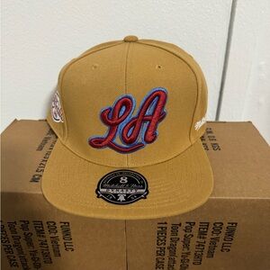 New Los Angeles Lakers Mitchell & Ness Sand & Sky Collection 09 Finals SP Fit